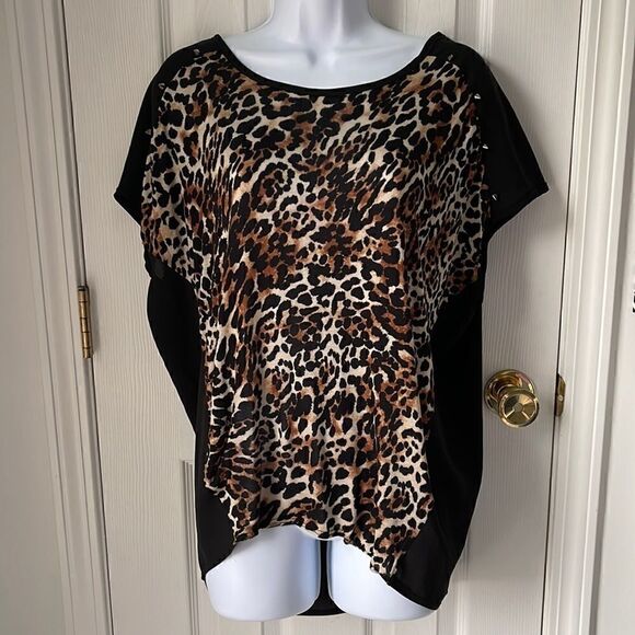 Forever 21 Tops - Studded leopard blouse